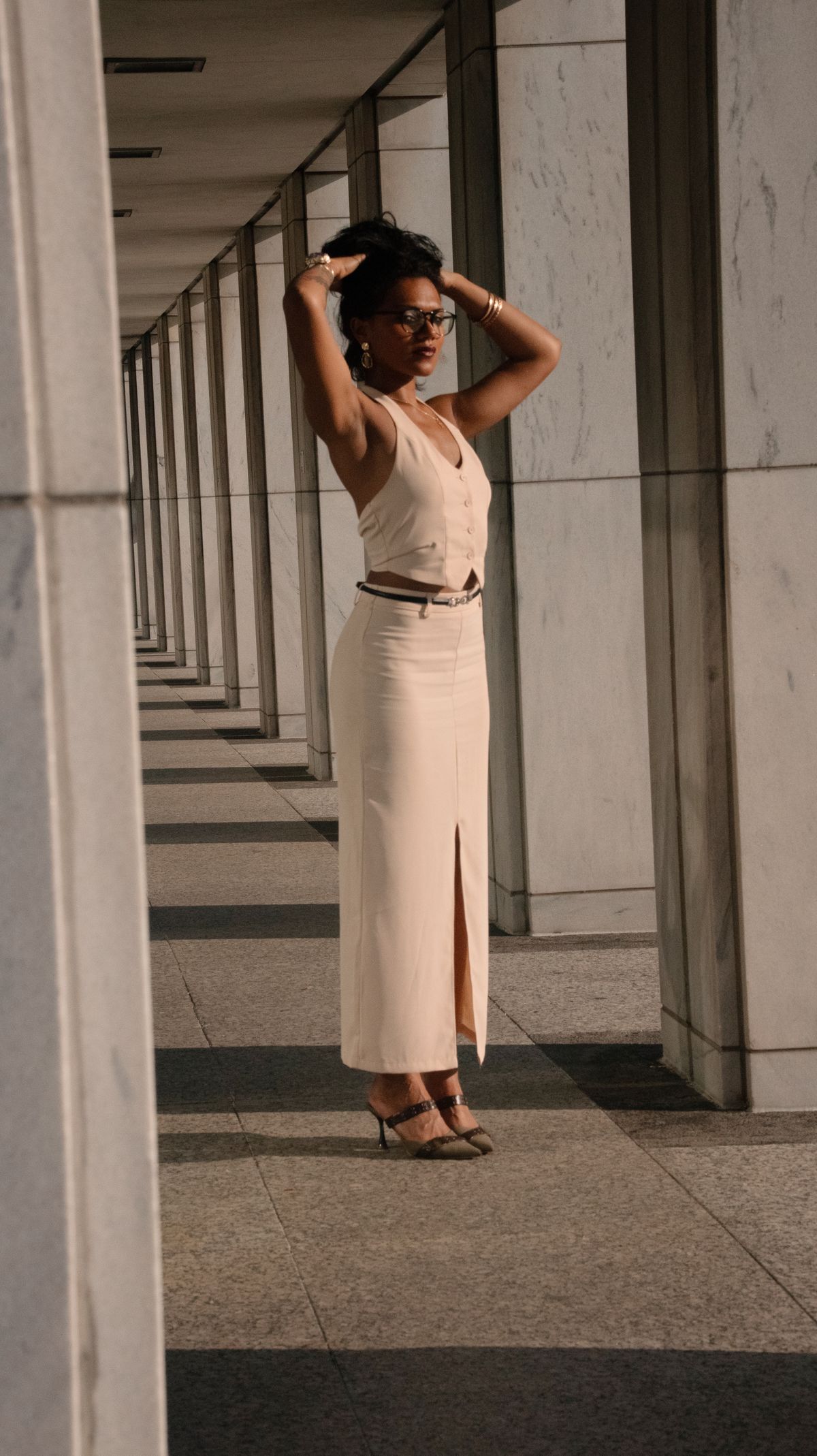 A tonal cream outfit in soft daylight
